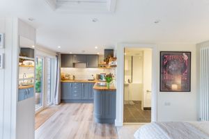 Photo 21- click for photo gallery